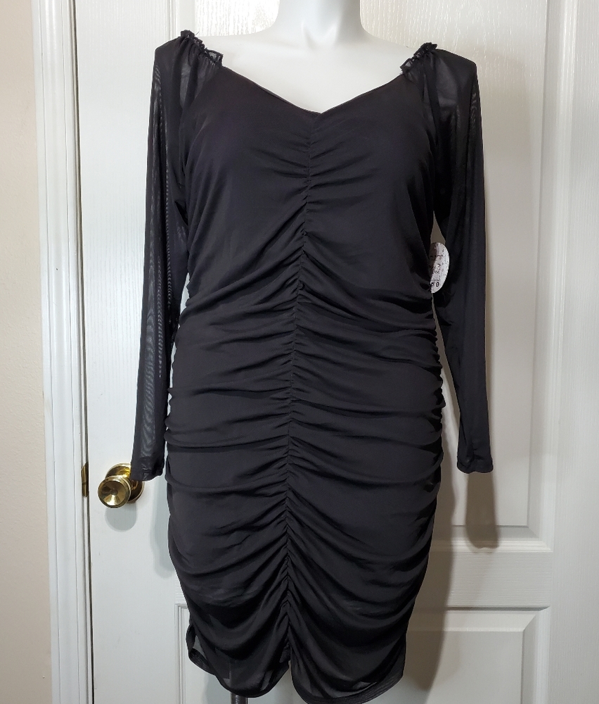 Jolie and Joe Black Knee-Lenght Dress